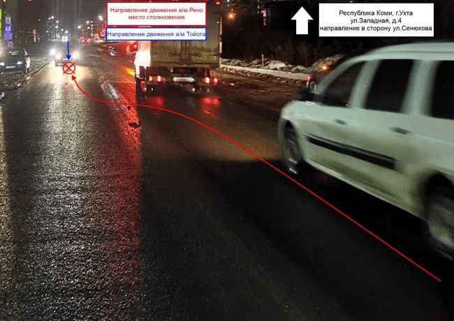 Водитель Рено столкнулся с Тойотой